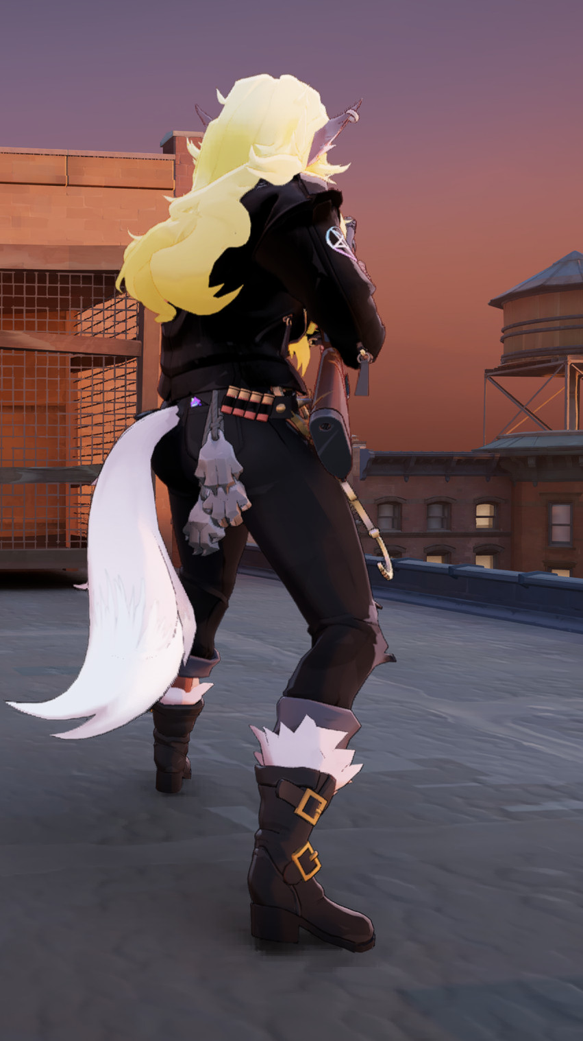 Vivienne Silver image 4